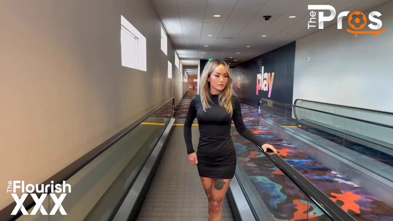 I just sold a video on #realloyalfans. Take a look here: https://t.co/5SWhPrpy5K https://t.co/Qw0aDHk0uE