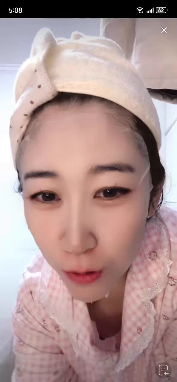 洗个脸也不老实走光露点 https://t.co/3Me7LJzX1R