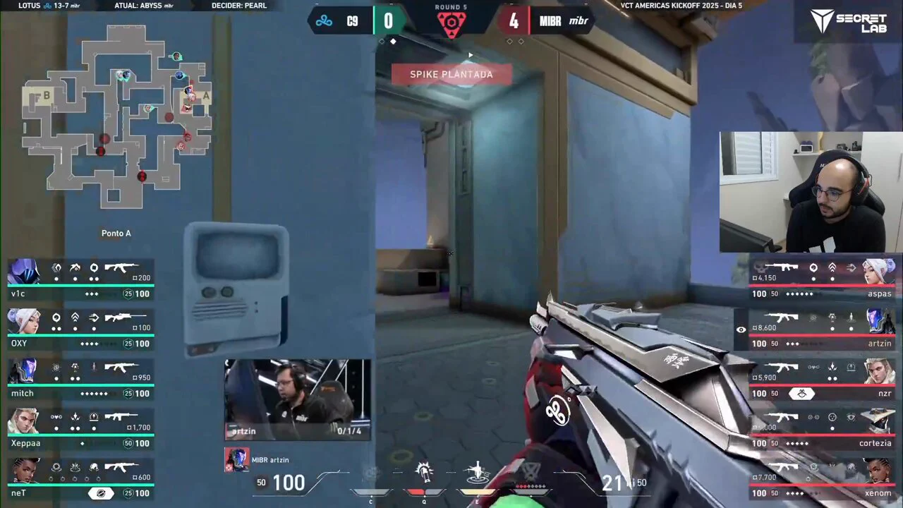 é o carro do MIBR passando no seu ovo https://t.co/bn1rViGU4f