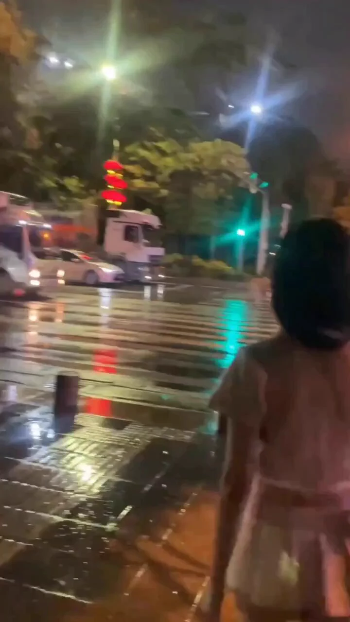 在街上看到我不要驚訝！你只需要悄悄走到我身邊說出暗號，我絕對會讓你爽到天上！投稿💌：@SexytoBaby@SexytoLady@SexytoDoll@SexytoGirl https://t.co/vOKAaTwkkX