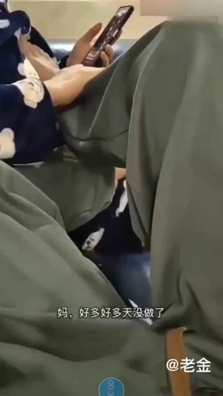 老爸长期在外辛苦跑车养家，家有美母寂寞空虚儿子代替老爸孝顺美母完整版评论区，获取更多精彩内容 https://t.co/PwFPOEuFPP