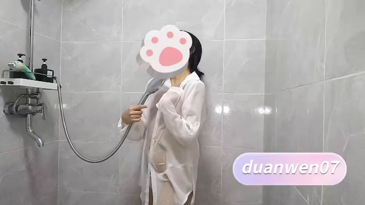 和小段一起洗澡吗？提前祝大家新年快乐～投稿💌@SexytoBaby @SexytoLady @SexytoDoll @SexytoGirl https://t.co/SgvJasz5RF