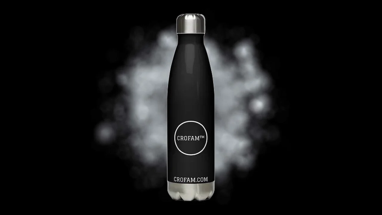 💧 CroFam™ Stainless Steel Water Bottle💪 Sleek. Durable. Built for your lifestyle.🛒 Shop now: https://t.co/Y4Bsm4fnGG#BeBold 💥 #BeSeen 👀 #BeHeard 🎙️ https://t.co/MSQgJDA3QA