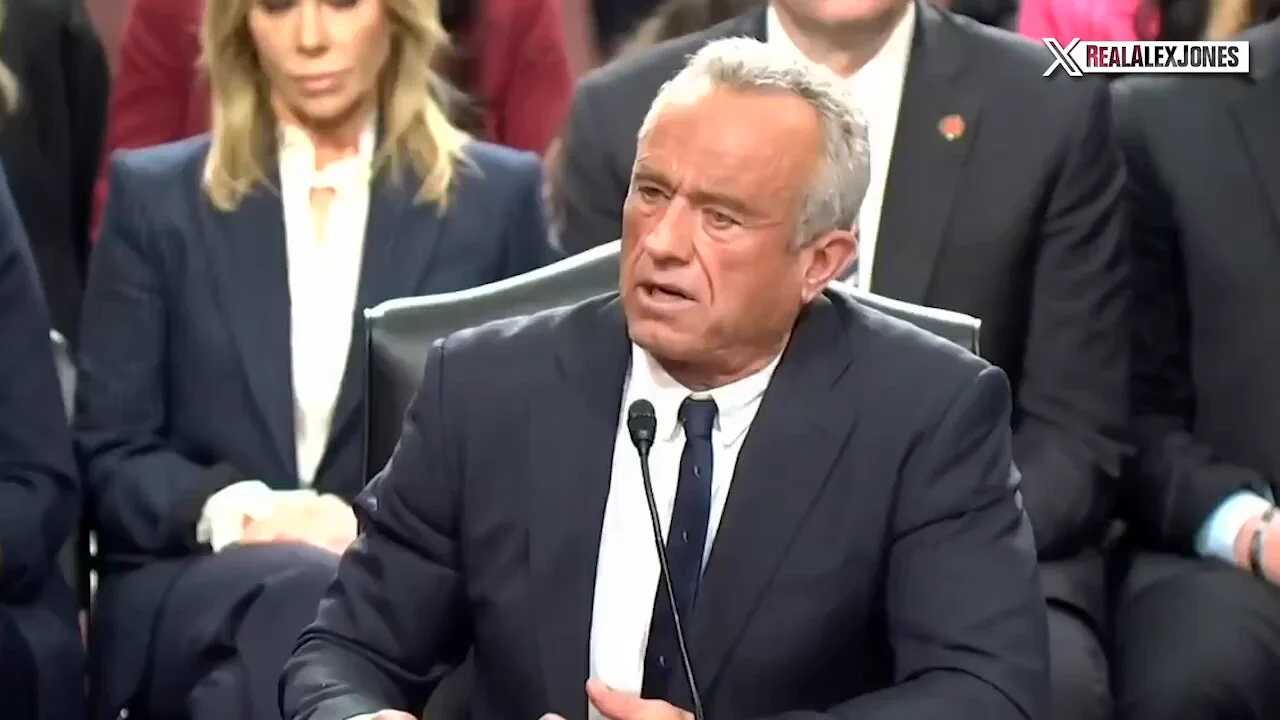 Democrat Senators Laugh When RKF Jr. Tells Them To Their Face That People Don't Like Obamacare or Medicare and Billions of Dollars Spent On Healthcare Have Not Made Americans Healthier. Breaking News And Reports Here:https://t.co/hbtaSvJMVC https://t.co/et80b0MGb5