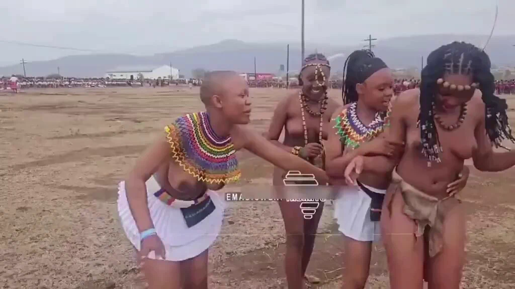 South African Zulu cultureYour thoughts on this culture https://t.co/6LUqnOs1nG