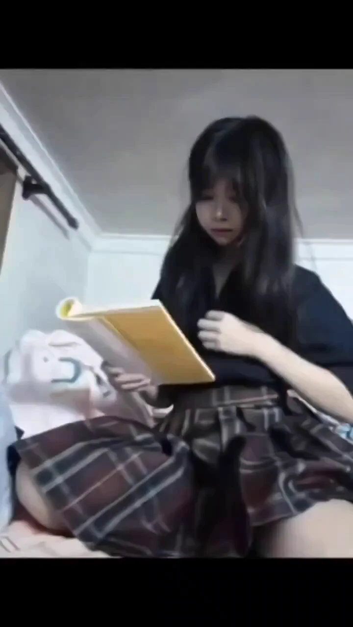 认真学习的乖乖女 被变态老师要求脱光学习…… https://t.co/T0kVlSSnMp