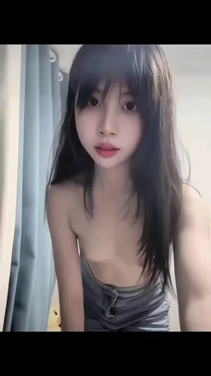 给你们康康俺平时是如何穿内衣滴 https://t.co/gVR9zP55LY