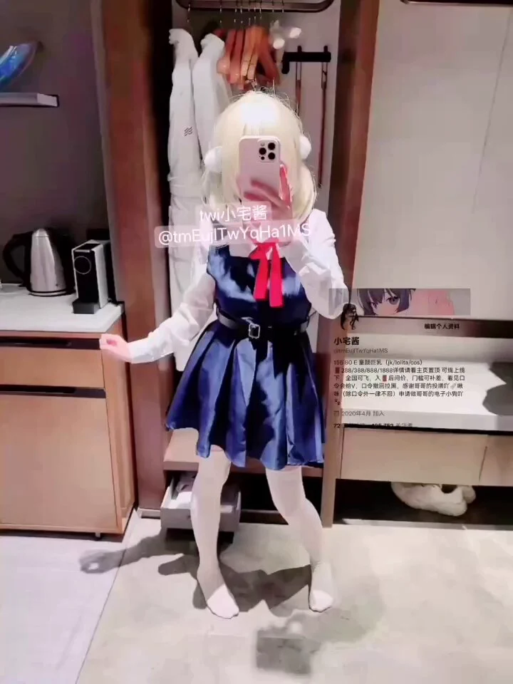 萝莉控足控的有福啦～时雨羽衣来给哥哥送浮力噜@SexytoDoll @SexytoGirl @SexytoLady @SexytoBaby https://t.co/8gJoBPjkEr