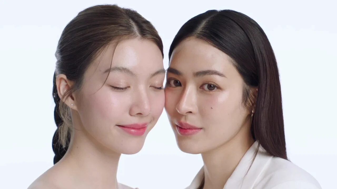 Love Billboard💗 เตรียมตัวให้พร้อมตะโกนบอกรัก ฉลองวันวาเลนไทน์ ให้ทุกหัวใจได้ฝากความรู้สึกไว้บนจอ 🫶 ติดตามรายละเอียดเพิ่มเติมได้เร็วๆนี้ ยังมีเซอร์ไพรส์รอพี่ๆ #เจ้าความรัก อยู่อีกน้าาา😍 มาร่วมกันแชร์ความรักพร้อมกัน 11 – 15 ก.พ. 68 จอยักษ์นี้เป็นพื้นที่สำหรับทุกคน#SmoothExLingOrmLOVEBILLBOARD#smoothexlingorm #เจ้าความรัก #เจ้าหัวใจ #lingorm