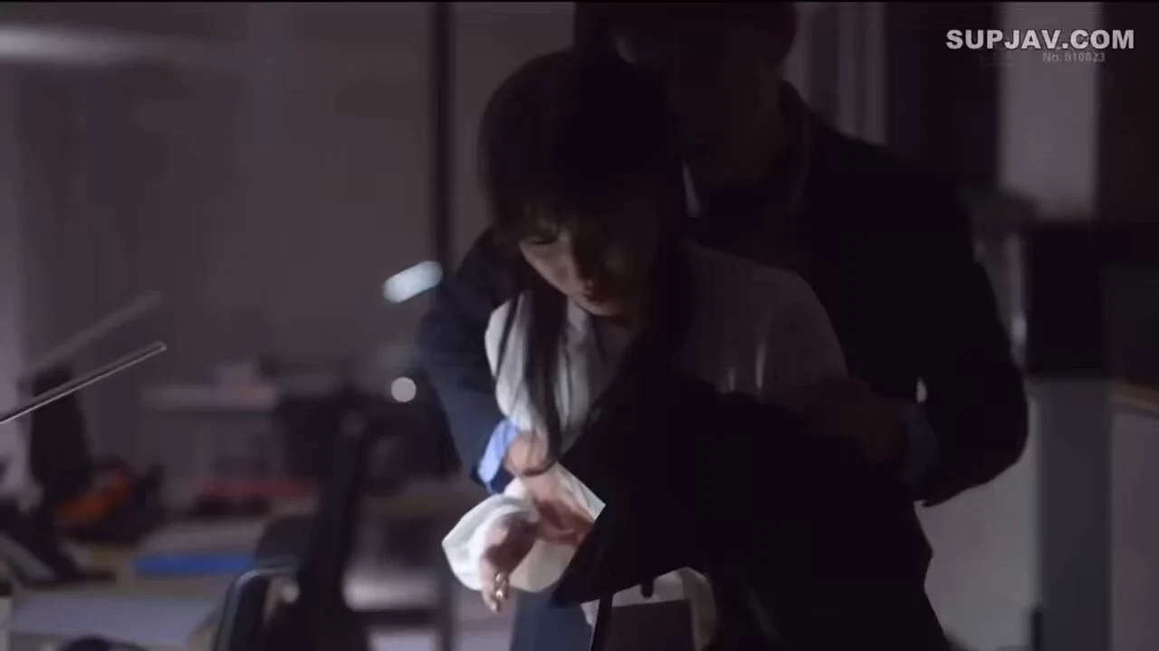 #女性向 车牌号：START-257什么！你说势均力敌梗不好嗑！死敌变情人 我超！没给我香死！看的M属性大爆发就是那种侵略性的眼神！男帅女美 办公室play！蓝衬衫和白衬衫实在是太贴了！女宝真的好漂亮！🥺🥺🥺🥺#爱嚼冰淇淋 https://t.co/oSqalLwUsT