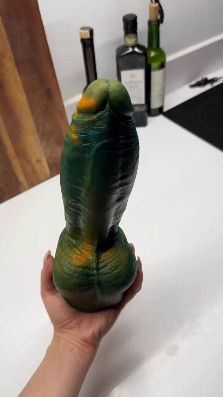 Gonna film with this big boy in my ass tomorrow and see where I’m at with girth 😌 Haven’t sat on it in a little while, and since I took his fist so well in my last vid, I need to see how the Atlas feels now. Pretty excited! Was so close to just going for it rn now because I’ve felt extra needy today 😩 but I thought I’d be a good girl and save for tomorrow so I get it on camera💕