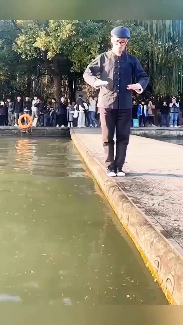 A compilation of Kung Fu techniques
https://t.co/O6gEiDuqLl