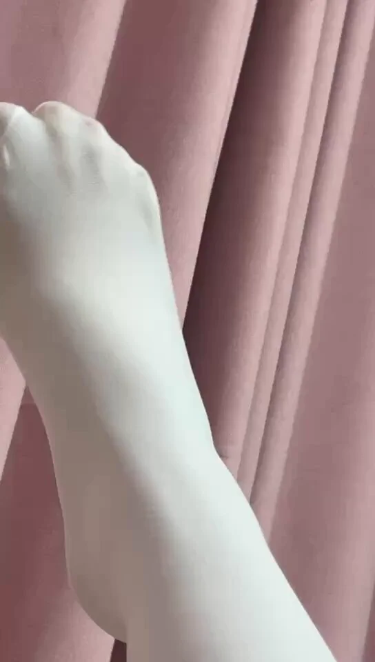 不是要看白丝嘛？贱狗？塞你嘴里？感谢点赞评论转推🙏@SexytoBaby @SexytoLady@SexytoDoll @SexytoGirl https://t.co/7I73dMim0h