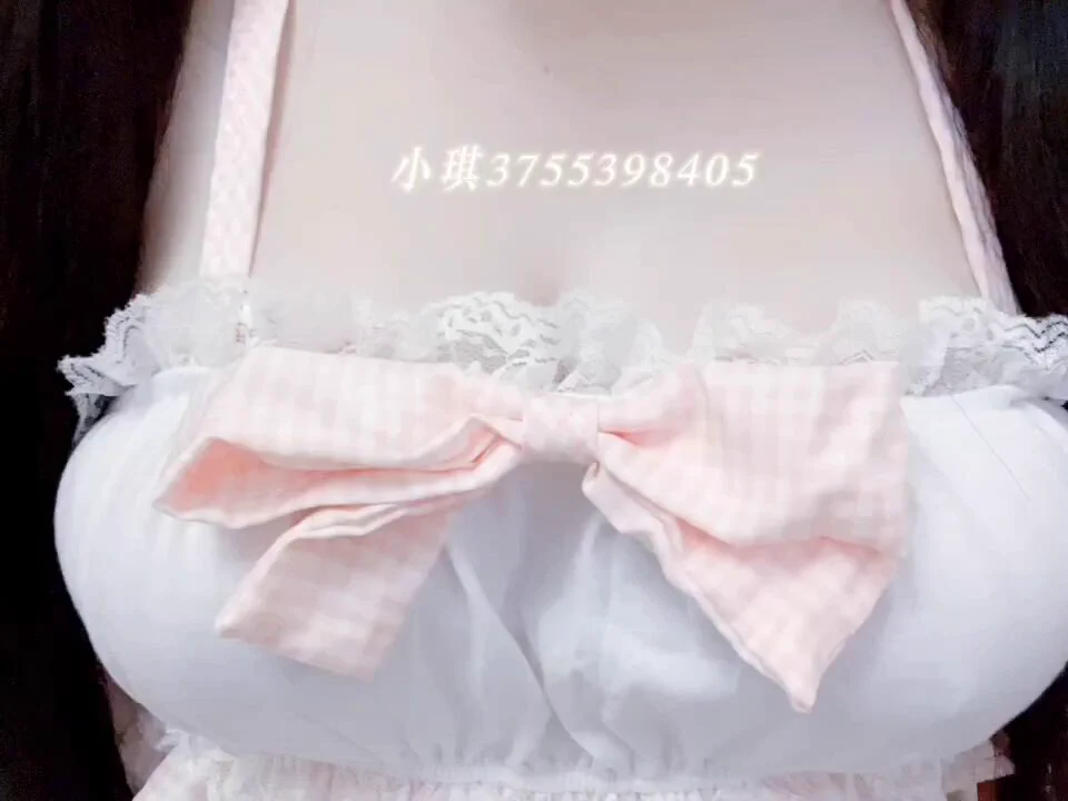 粉粉的蝴蝶结～乳头更粉～ #雨恋club #视频1v1 #美乳 https://t.co/BDwO5UsGSL