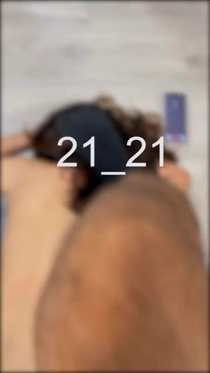 踩着骚母狗的头来给做爱，这样对着镜子让骚母狗能看见自己的表情，对于母狗来说也是一种恩赐和满足，能让骚逼源源不断出来淫水#调教 #母狗 #骚货 #性奴 #开发 （因平台不能发完整版 完整版看置顶或评论区） https://t.co/jxsEREZ9rT