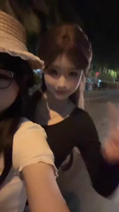 表哥我出们咯🤪🤪 https://t.co/395aFBFFKB