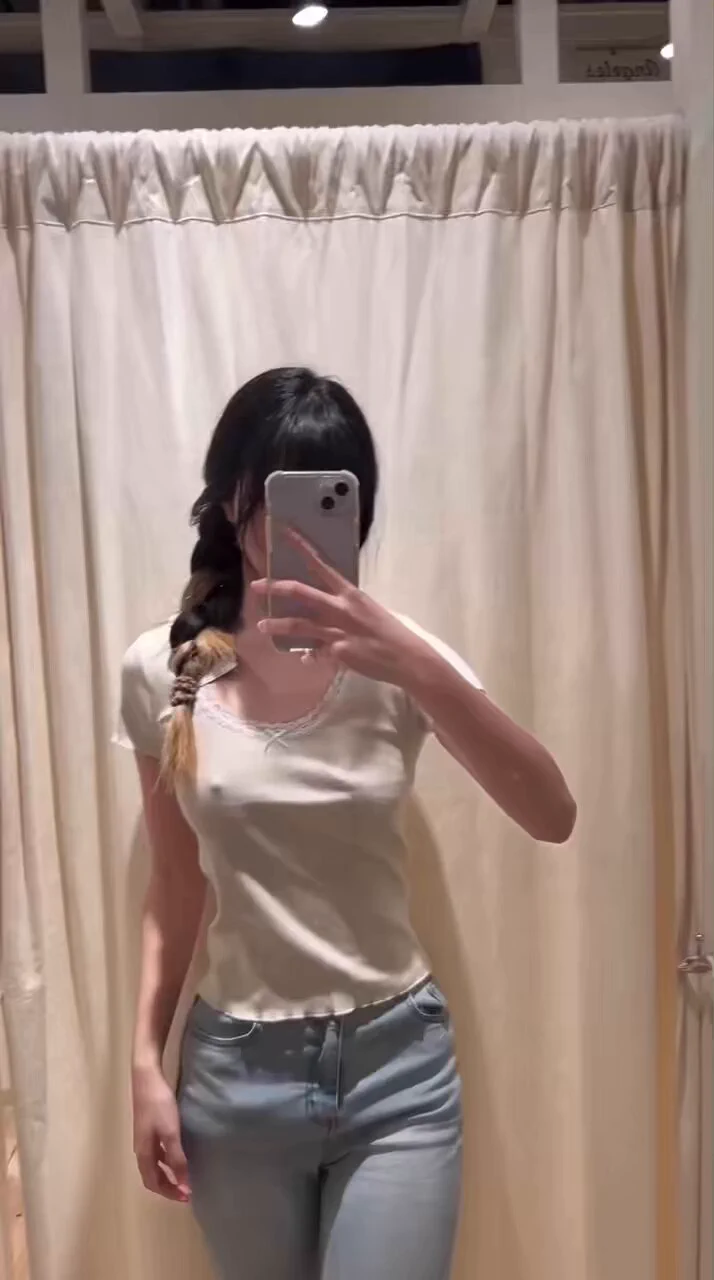 反常露奶子，黑丝白丝诱惑筋膜枪自慰出白浆了，小母狗被捆绑起来 ，双视角插入完整版已更新评论区 https://t.co/ygspQmRPt9