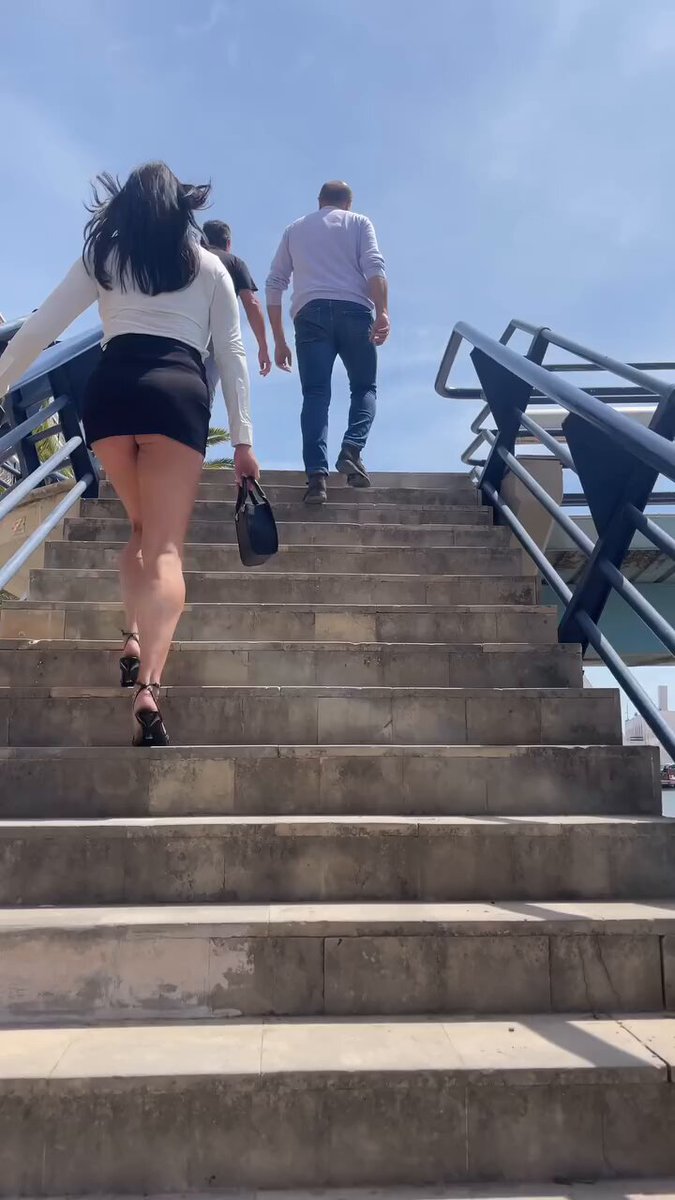 Alguém sabe onde fica essa escada? Um amigo pediu pra perguntar https://t.co/TbyH6rEfP3