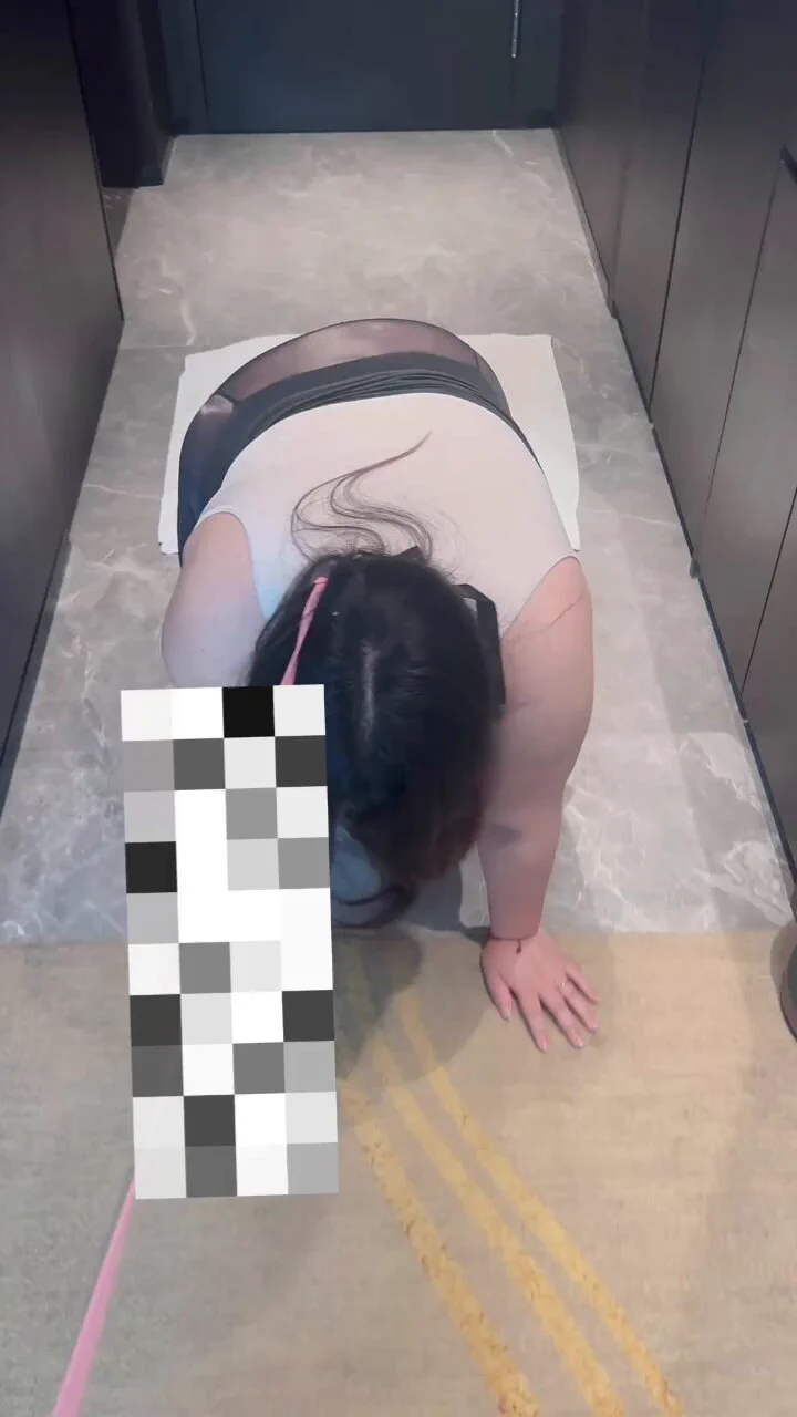 被当成狗玩了 #BBW #南京 #阜阳 #性奴 #后入 #大屁股 #合肥 #坦克 #肥逼 #骚母狗 #恋胖癖 #恋肥 #棉花糖女孩 #大码女孩 #胖妹妹 #骚逼 #坦克 #同城约炮 #安徽 #江浙沪皖 #biggirls #大奶 #肉肉女 @tankebuluo1 @danaituiguang @bluechenge @wqganenshi_ @007share https://t.co/9xcZUtjGB7