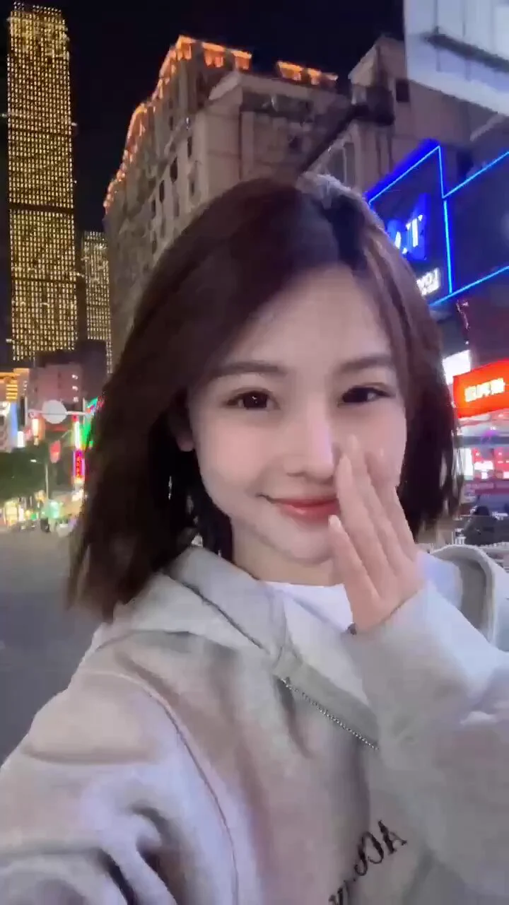 #上海 02年纯新人 164eJP白纯学生，清纯网红，童颜巨🐻娇小可爱小萝莉，温柔体贴。不挑不事，情商超高，初恋女友既视感🛰️：niuniucos05🐧：97585594看照门槛🚪100（永久有效）备注zfb口令🧧添加➕✈️：https://t.co/qSLRVaxBhg https://t.co/KPqDLvDLY2