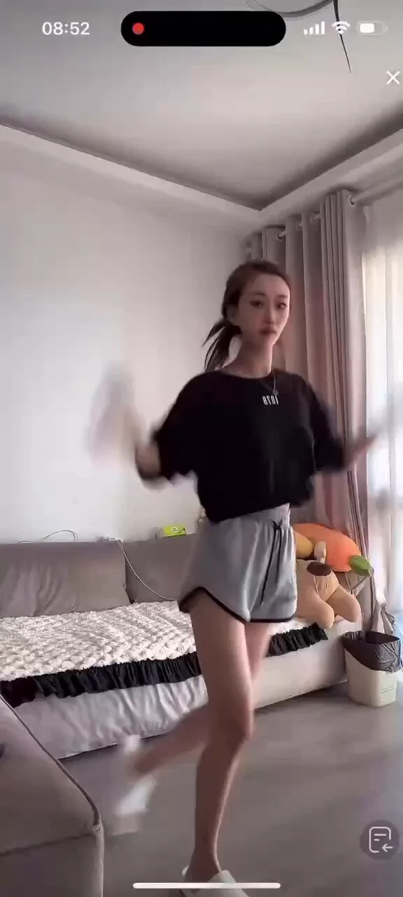 好黑呀！好喜欢呀！真漂亮啊……真喜欢……😍😍😍每日抖音直播主播闪现走光露点！#每日大赛 #抖音 #走光 #抖音露点 #抖音闪现 #直播露点 #直播走光 #主播走光 @11chigua @douyinzouguang0 https://t.co/JuWXzVjqjD