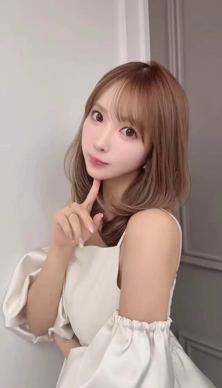 我很高兴我们有相同的发型👶🏻🎀喜欢吗？#三上悠亚 #三上悠亜 #三上悠亞 @Yua_Mikami8 @sanshangyouya_ 免费福利：chigua2060@gmail.com https://t.co/x80Sm9dEik