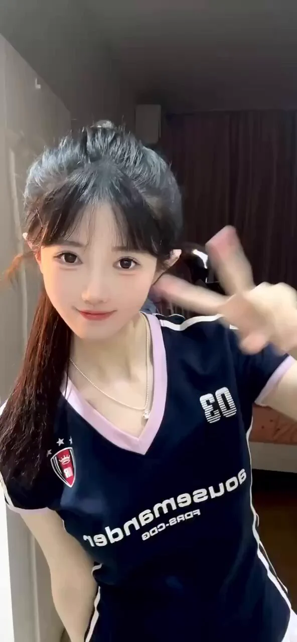 #上海身高/168cm年龄/05年体重/90  真实胸围/c杯本人大一在校生.平常爱好表演/弹奏/看书/漫画.参加过一些选美比赛/弹奏类比赛/书法比赛/网络剧拍摄等弹奏类比赛获得过服务季军全身纯天然0整.皮肤雪白.身材比例好.可素颜见面.偶尔兼职.期待与您的完美邂逅全球万人交流群:https://t.co/PJYSAB131d https://t.co/WnkEPKDubf