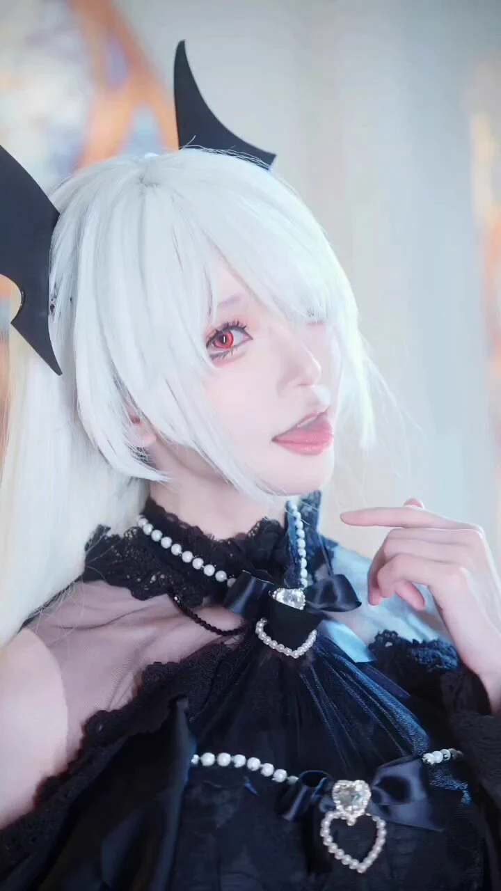 🧛‍♀️ https://t.co/N6GY2Z1uVu