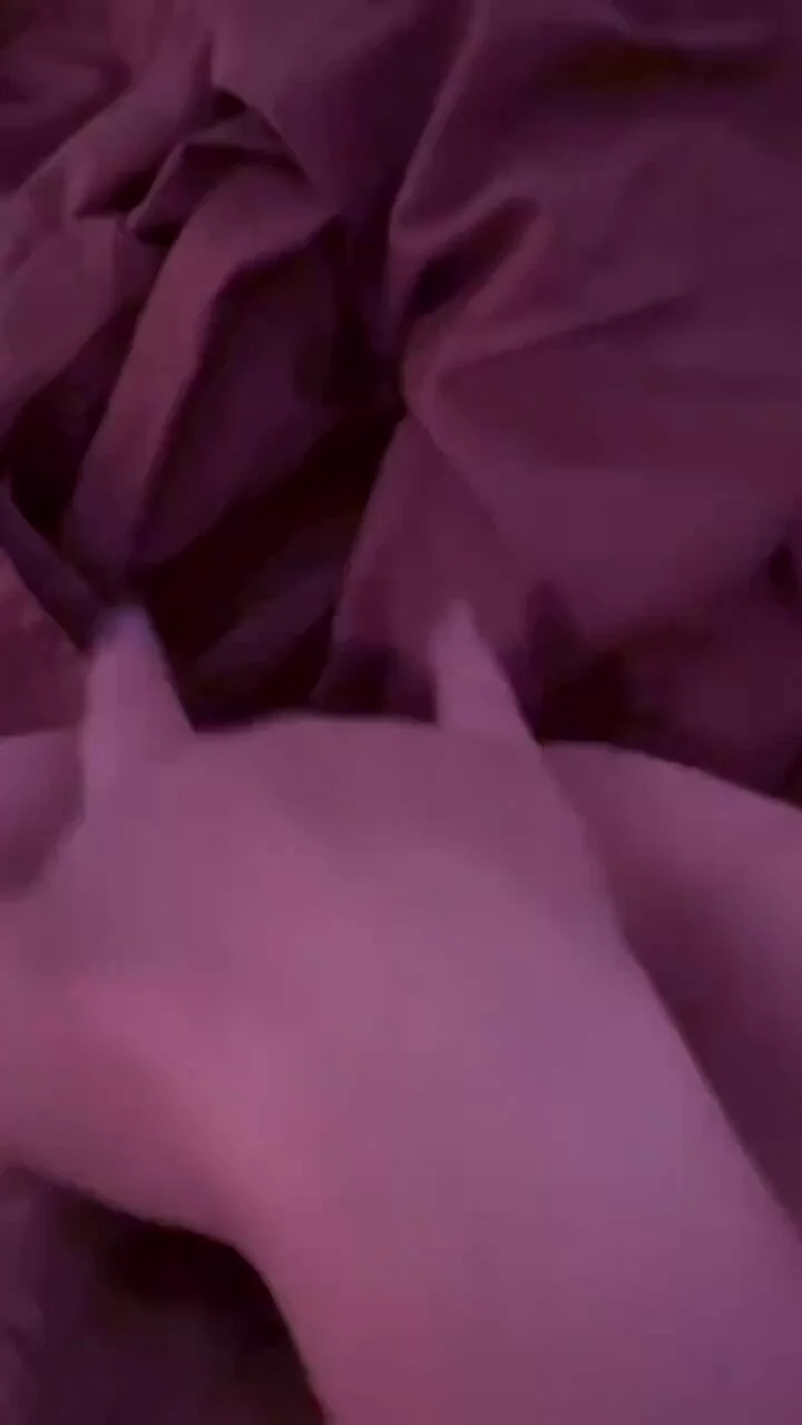 女人潮喷是种什么体验？33岁美女成功潮喷@XDYpapa （上）女人越骚，男人越爱。尽可能对老公骚起来后续点开评论区查看 https://t.co/IouVavdgzj