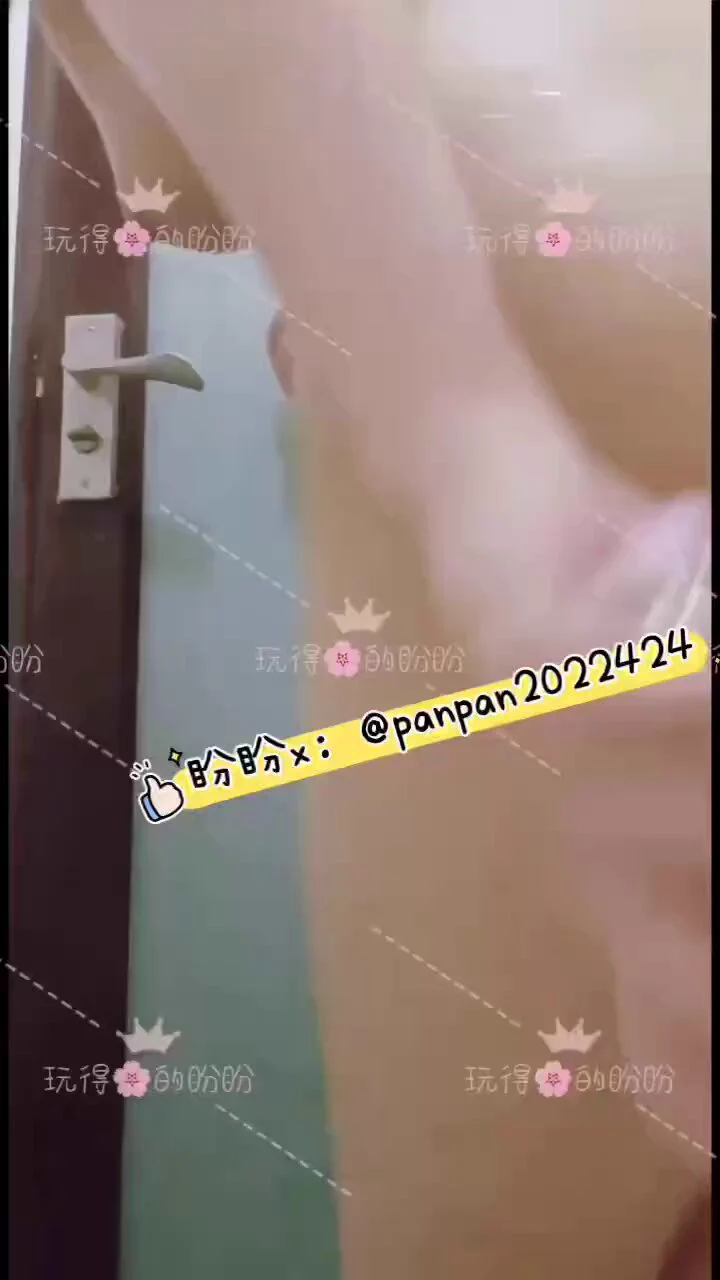 日常带肛塞，猜猜干嘛去呢？嘿嘿嘿，当然是真空露出去呀，肛塞按着是真的有感觉诶，小母狗爽死啦投稿💌：@SexytoBaby@SexytoLady@SexytoDoll@SexytoGirl （多多点赞转发哟） https://t.co/GxhSaZMG9A