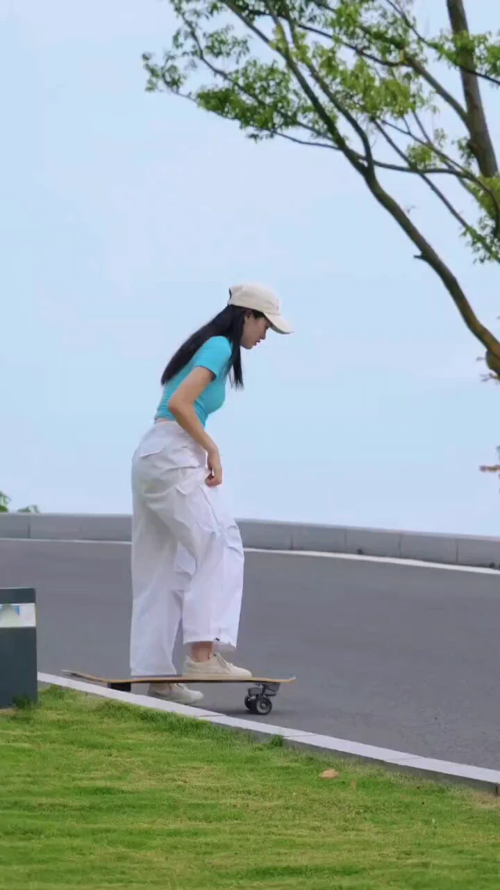 想來個大的，帥不過一秒。 https://t.co/74ns9c3wsc