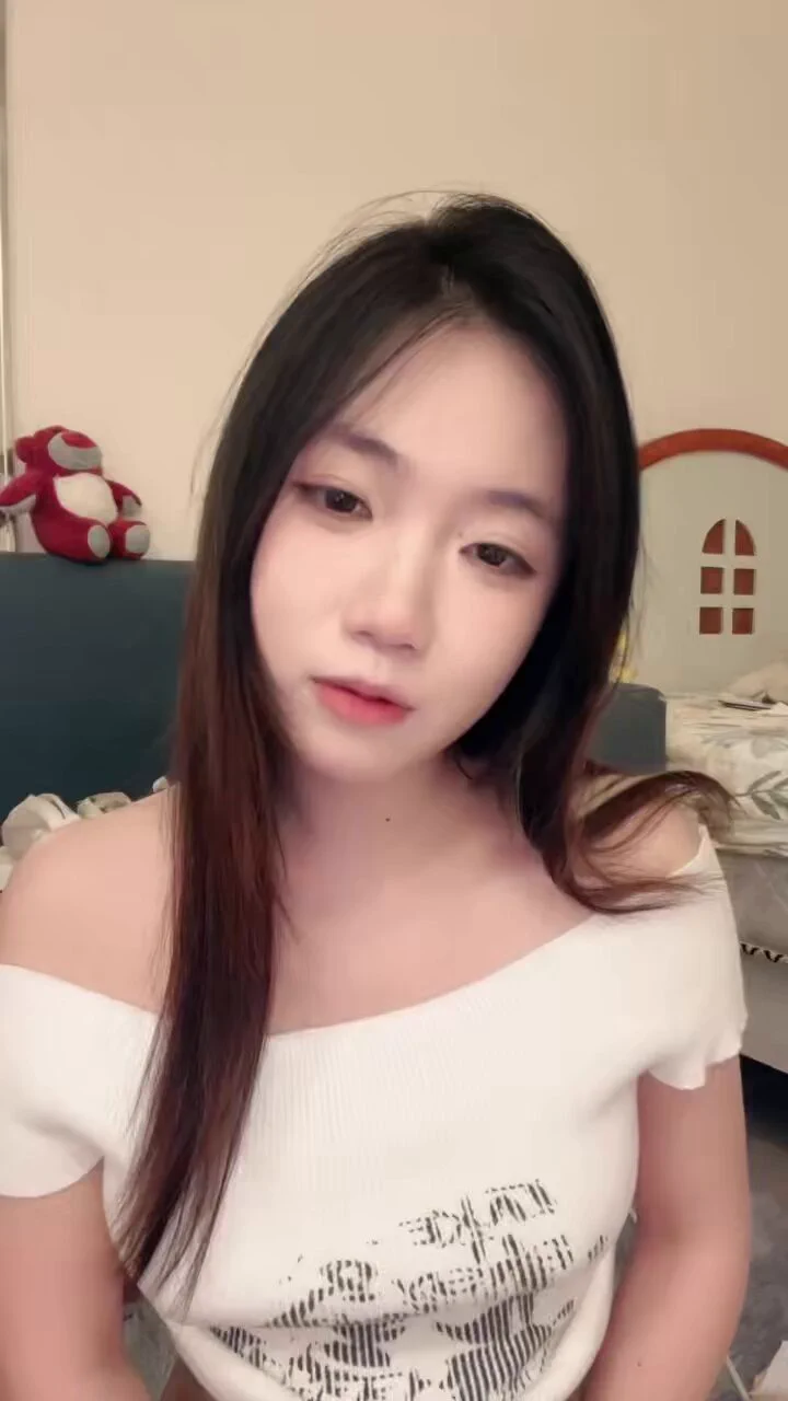 什么套路主播啊 说撩起来就撩起来 https://t.co/wZMUgV0rRj