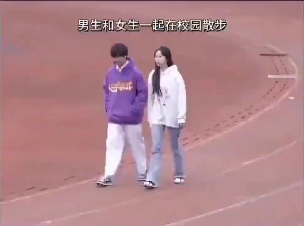 今日是摔跤选手，必须得痛⛷🎄 https://t.co/0W7MCU43GA