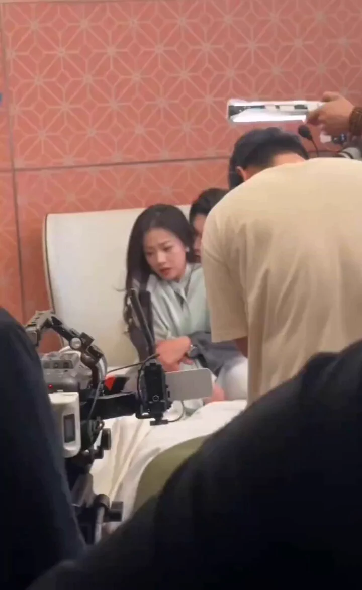 🥺让我拍一集嘛，不要片酬，盒饭也不吃你们的 https://t.co/h9NtExZffp