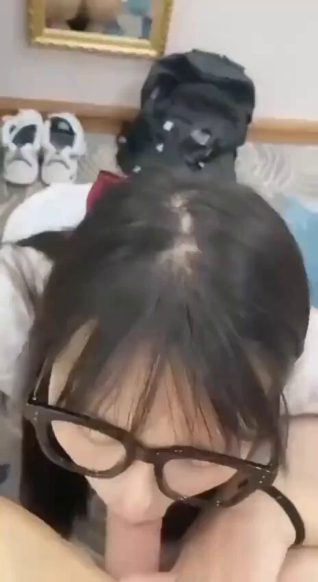 眼镜妹口爱投稿💌：@SexytoBaby @SexytoLady @SexytoGirl @SexytoDoll https://t.co/DkIjzgzzj2