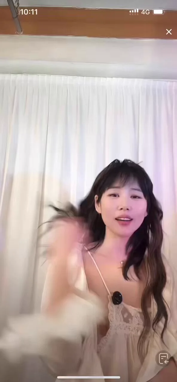 刚进抖音就这么大的福利啊 https://t.co/2iROhe5V1X