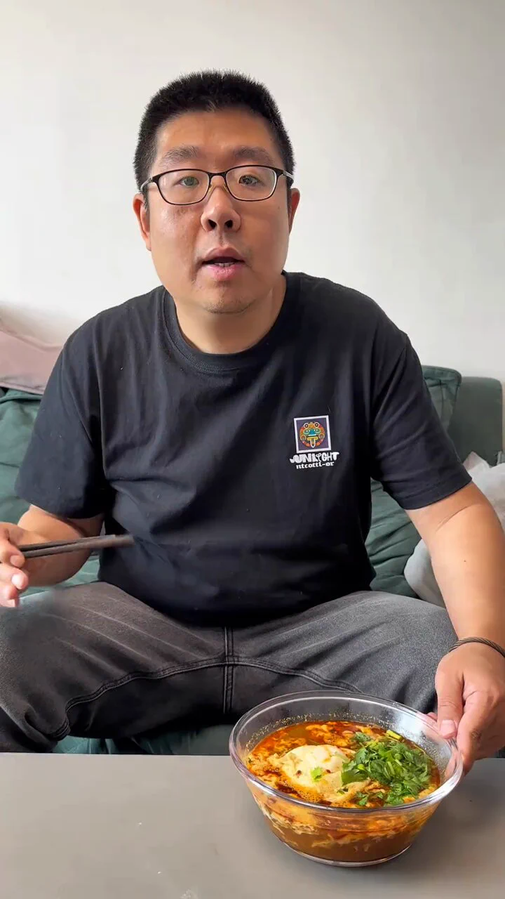 很多人问我，党哥，你们天津人是不是二哥和王爷这样的呀？我这里郑重声明澄清一下，我们天津人，有一个算一个，全都是王爷和二哥这邹兴的！ https://t.co/HYBAdMaulM
