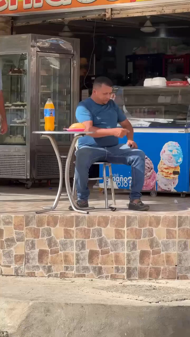 Si la magia no existe, como explicas esto? 😂😂😂😂😂 https://t.co/8oOJmSchnC