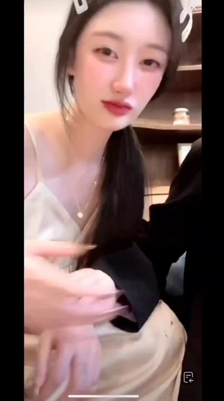 喝多酒直播不仅会出洋相，还会走光 https://t.co/VHu6Th3Ceg