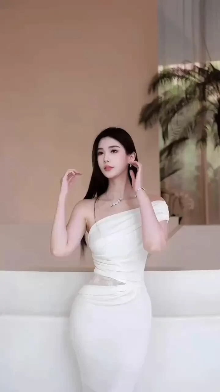 #上海 天菜𝐇𝐞𝐢𝐠𝐡𝐭身高 / 177𝐖𝐞𝐢𝐠𝐡𝐭体重 / 105𝐁𝐮𝐬𝐭胸围 / D𝐀𝐠𝐞年龄 / 00通体雪白 新加坡留学生 擅长高尔夫 瑜伽 滑雪 潜水 新人小范围预约  只见高素质 🌹🌹🌹 🛰️：h828278🐧：1049257842看照门槛🚪100（永久有效）备注zfb口令🧧添加➕✈️：https://t.co/QzcRA25JB8 https://t.co/8PQvV5hg70