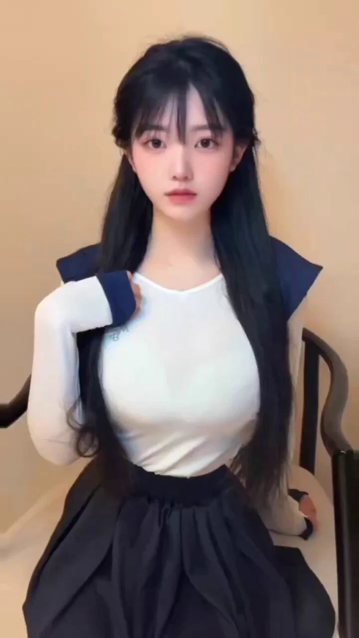 #上海 美人评价 北上广高分妹（总分10分，感谢小哥评分）📷颜值:10📷服务:8📷态度:8📷Gzs环境:酒店📷高冷/健谈:甜妹❗总体体验:颜值很顶，正经甜妹值得一冲，可以的老哥，安排很顶👍就是今天有点临时缴械快了点🤣大号👉🏻白鹤🥇私人订制@bh8881bot https://t.co/o3WI2HXJ7E