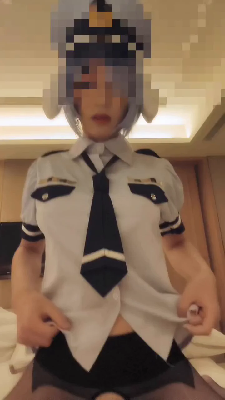 高考战场上奋书急笔，比不上和芽芽警官在酒店里的炮火连天全速抽插来不及解释了❗芽芽要进行下一项科目的“考试”了✌🏻🥵✌🏻高考准考证丢了不要着急❗联系芽芽警官，给你送到温暖菊穴里🥵✌🏻#高考加油 #警察制服 #cosplay #伪娘 #前高插射 #雌堕男娘 #苏州 https://t.co/RBFq3kl3ei