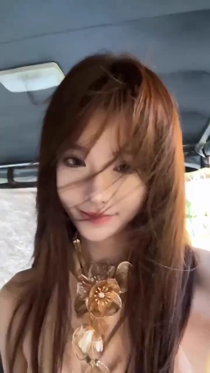 #上海 172e网红兼职 💠真实抖音网红 气质精致脸 纯欲风  💎前凸后翘 性感肉唇 性格温柔💎 五官精致 笑容甜美💎皮肤雪白 宛如皎月🛰️：niuniucos05🐧：97585594看照门槛🚪100（永久有效）备注zfb口令🧧添加➕✈️：https://t.co/qSLRVay96O https://t.co/1QD7KmAaZT