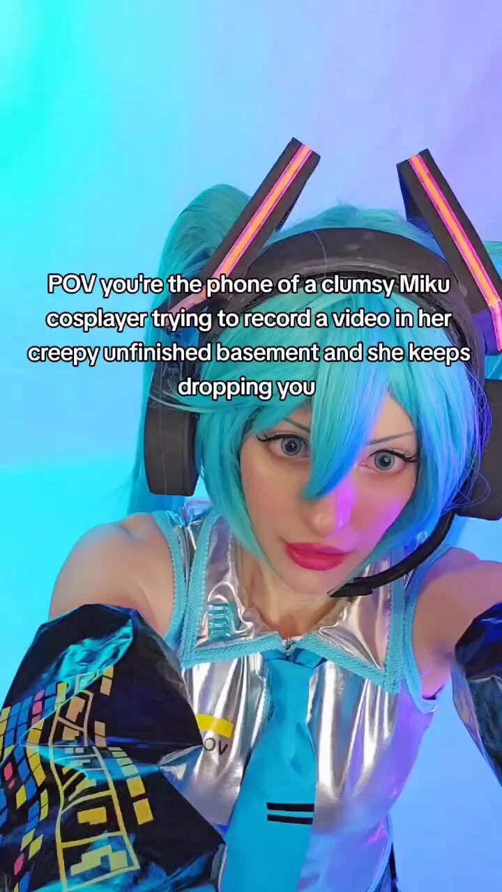 The last frame is the last thing you see before you disappear forever #VOCALOID https://t.co/cPZzprup62