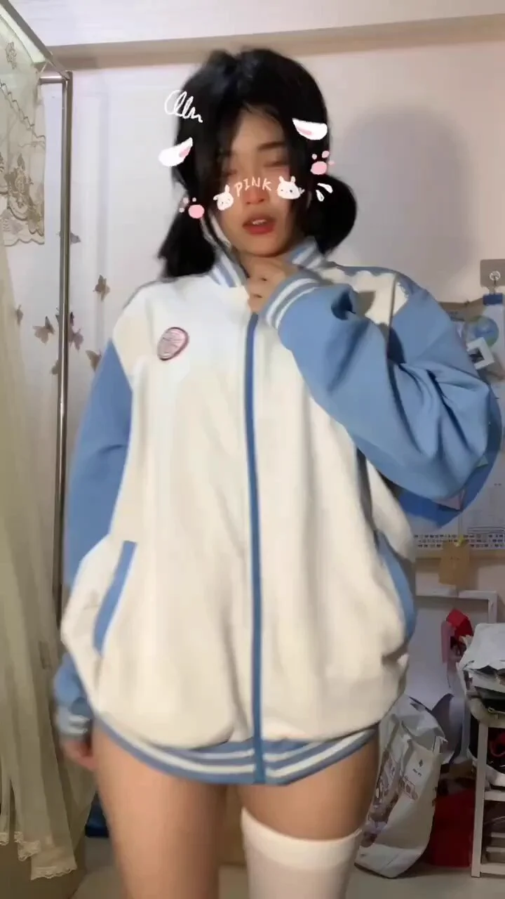 好吧 只能再给你看一眼哦 https://t.co/7gVXYrHoeY