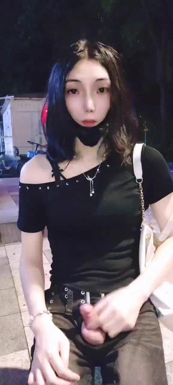 到处都是摄像头
实在是太难找地方了
#CD #TS #东莞伪娘 #女装子 #sissy #男の娘 #ニューハーフ #广州外围 #深圳线下 #ladyboy #雌堕 https://t.co/KnTEd0n4g4
