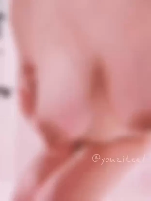 TG是我小祕密的家❤️
想知道我真實模樣～來吧
昨天還拍了段小視頻🔞
裡面的我超撩人的☺️☺️☺️
https://t.co/eJHHF2ngpT https://t.co/PIbPk0XslX