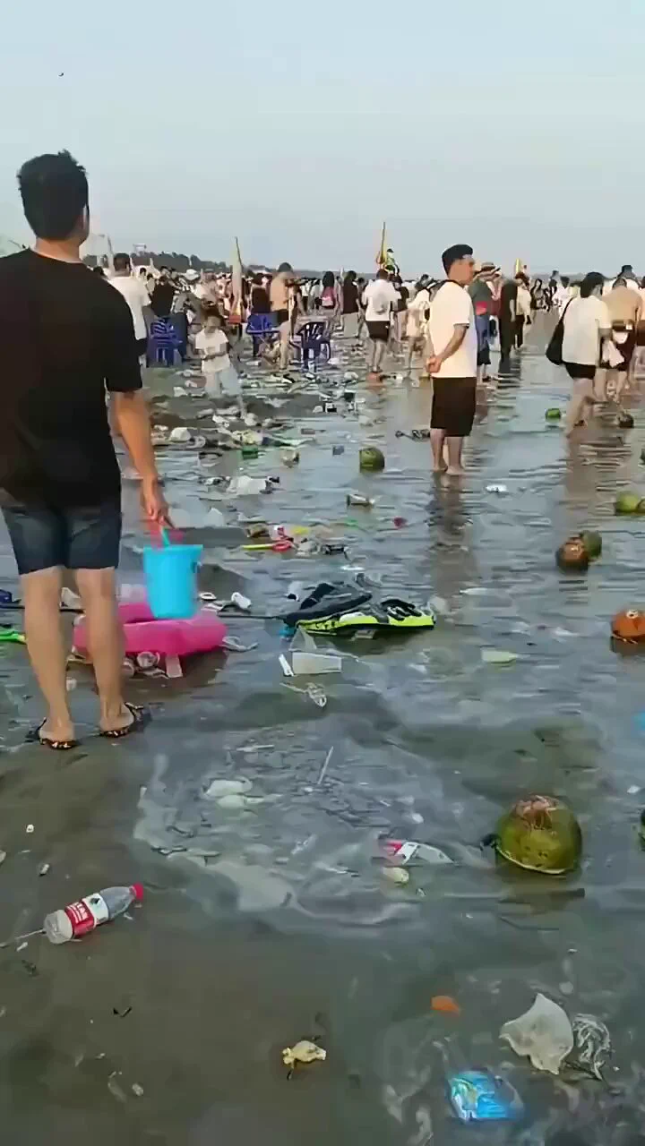 中国の海だそうですよ

これで日本に『海を汚すな！』
とか よく言えますね https://t.co/gMm2efJEYj