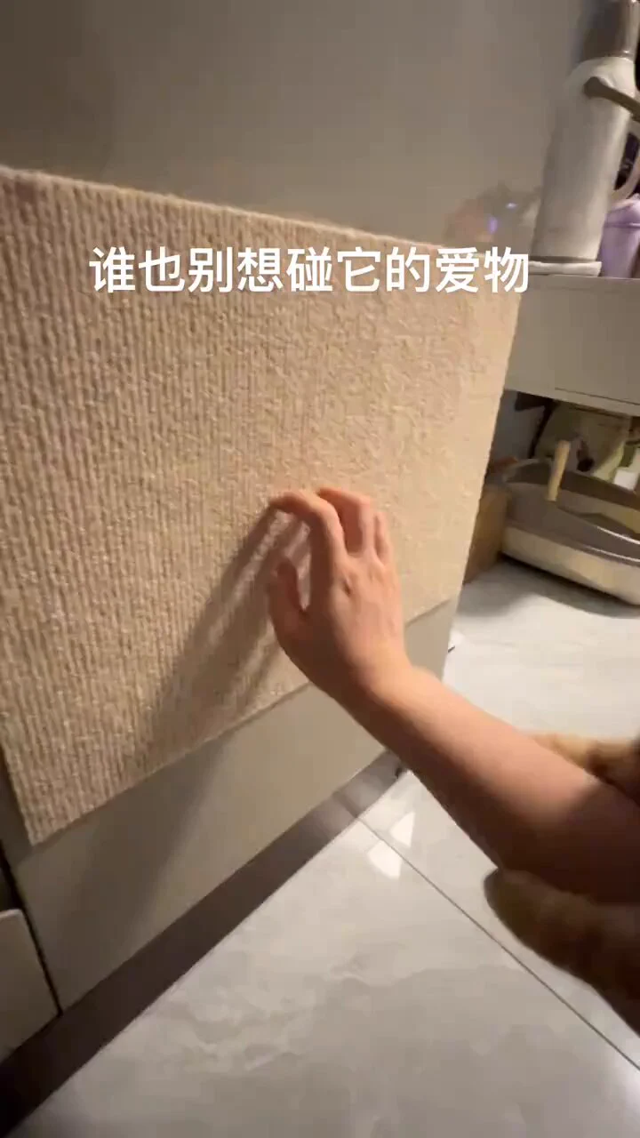 中间是去厨房找刀了，发现自己拿不动又回来了🤭🤭 https://t.co/jAOTpPYNmL