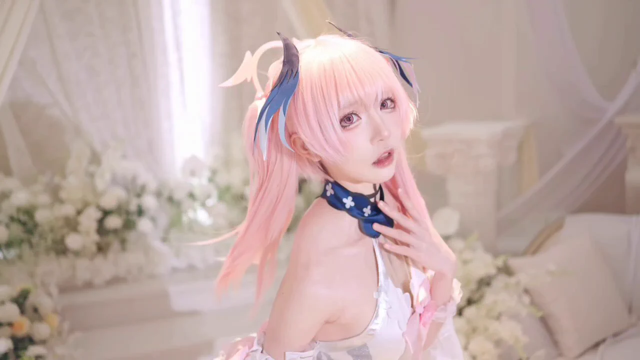 花嫁姿の春ちゃん

#下江コハル #BlueArchive #蔚蓝档案  #ブルアカ https://t.co/gSqoEmDajk